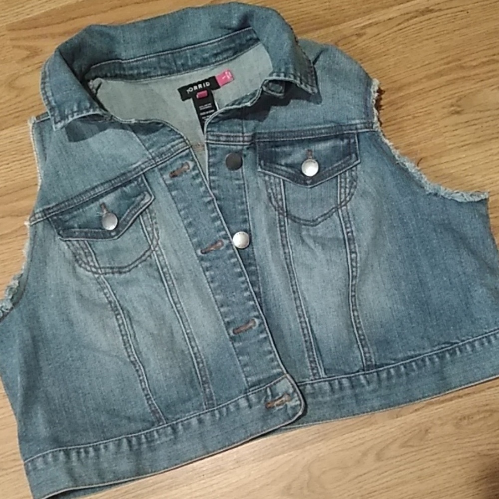 TORRID JEAN JACKET
